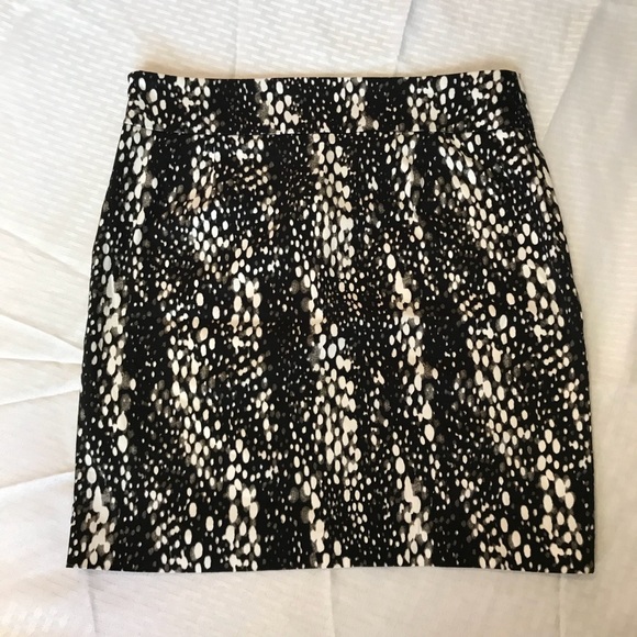 Like New Anne Klein Sexy/Classy Print Skirt-8 - Picture 2 of 5